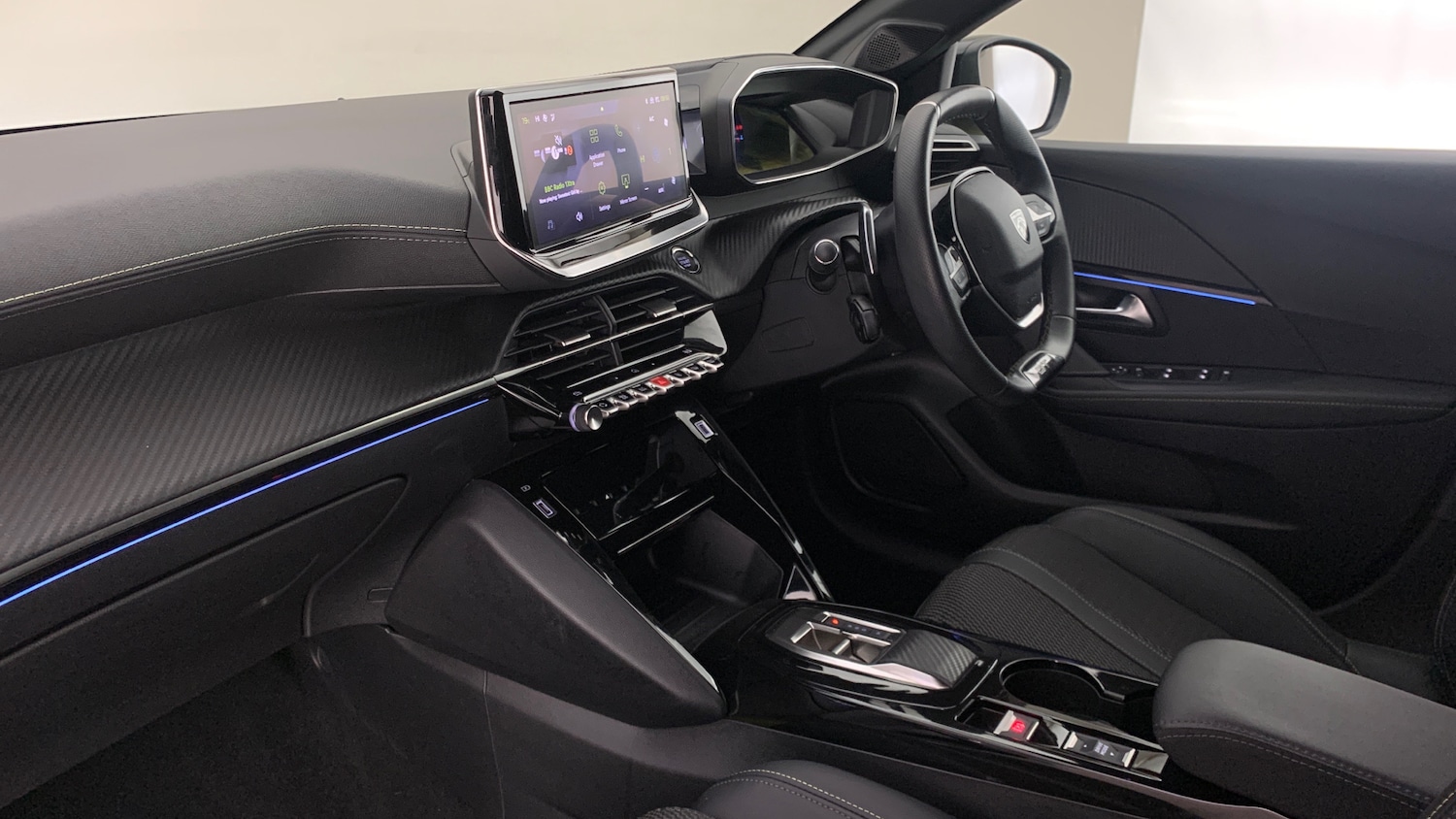 Used Peugeot 208 2024 for sale - 77280485: Photo 2