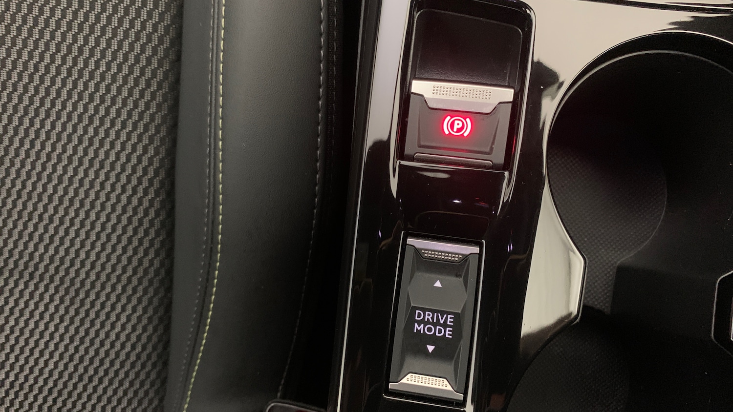 Used Peugeot 208 2024 for sale - 77280485: Photo 32