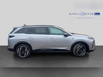 Used Peugeot 5008 2024 for sale - 78785428: Photo