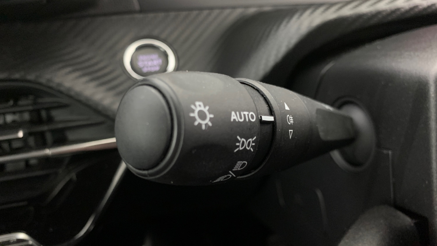 Used Peugeot 208 2022 for sale - 76389561: Photo 35