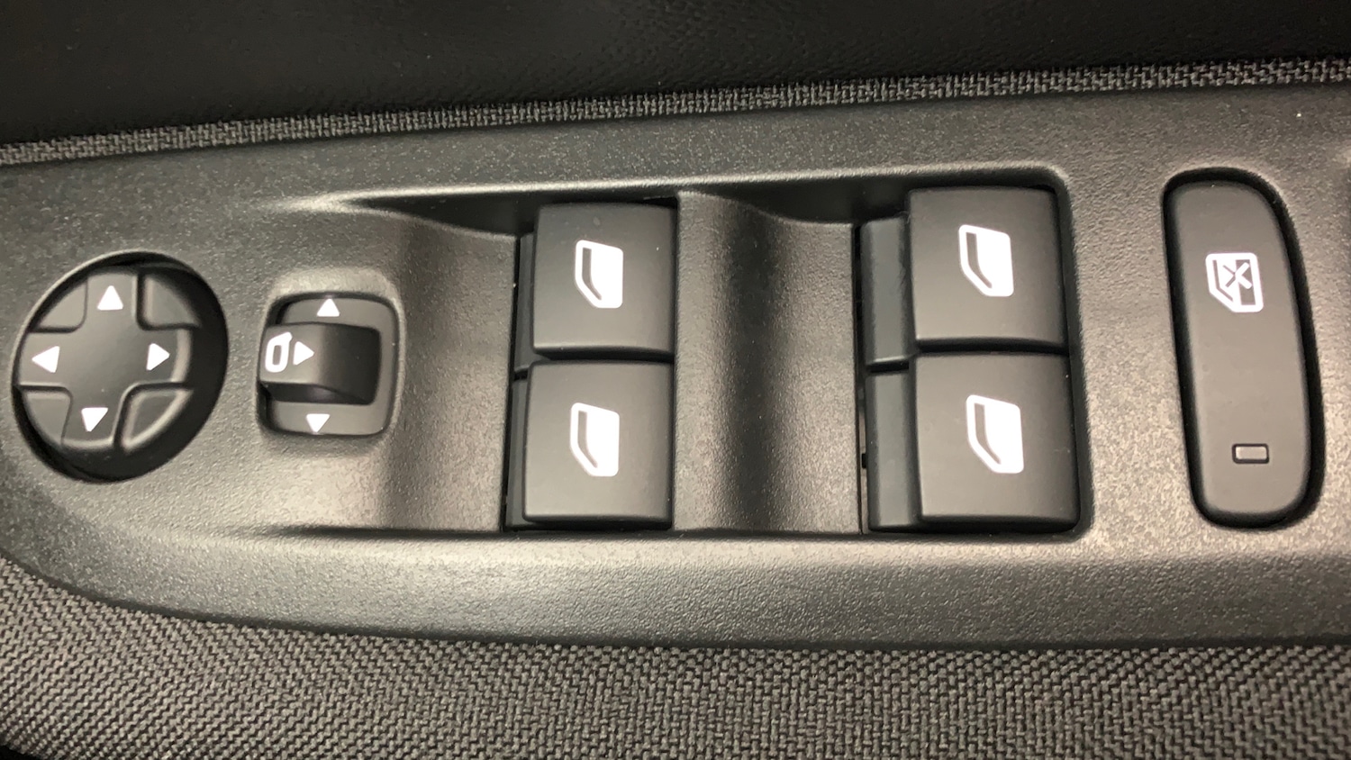 Used Peugeot 208 2022 for sale - 76389561: Photo 37