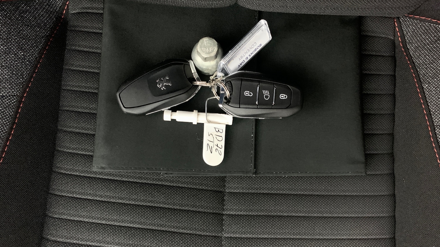 Used Peugeot 208 2022 for sale - 76389561: Photo 40