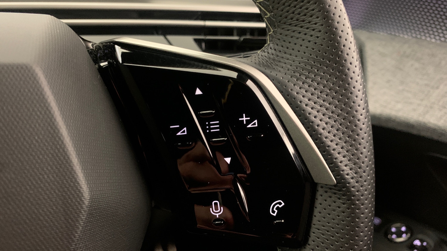 Used Peugeot 3008 2025 for sale - 76359073: Photo 18