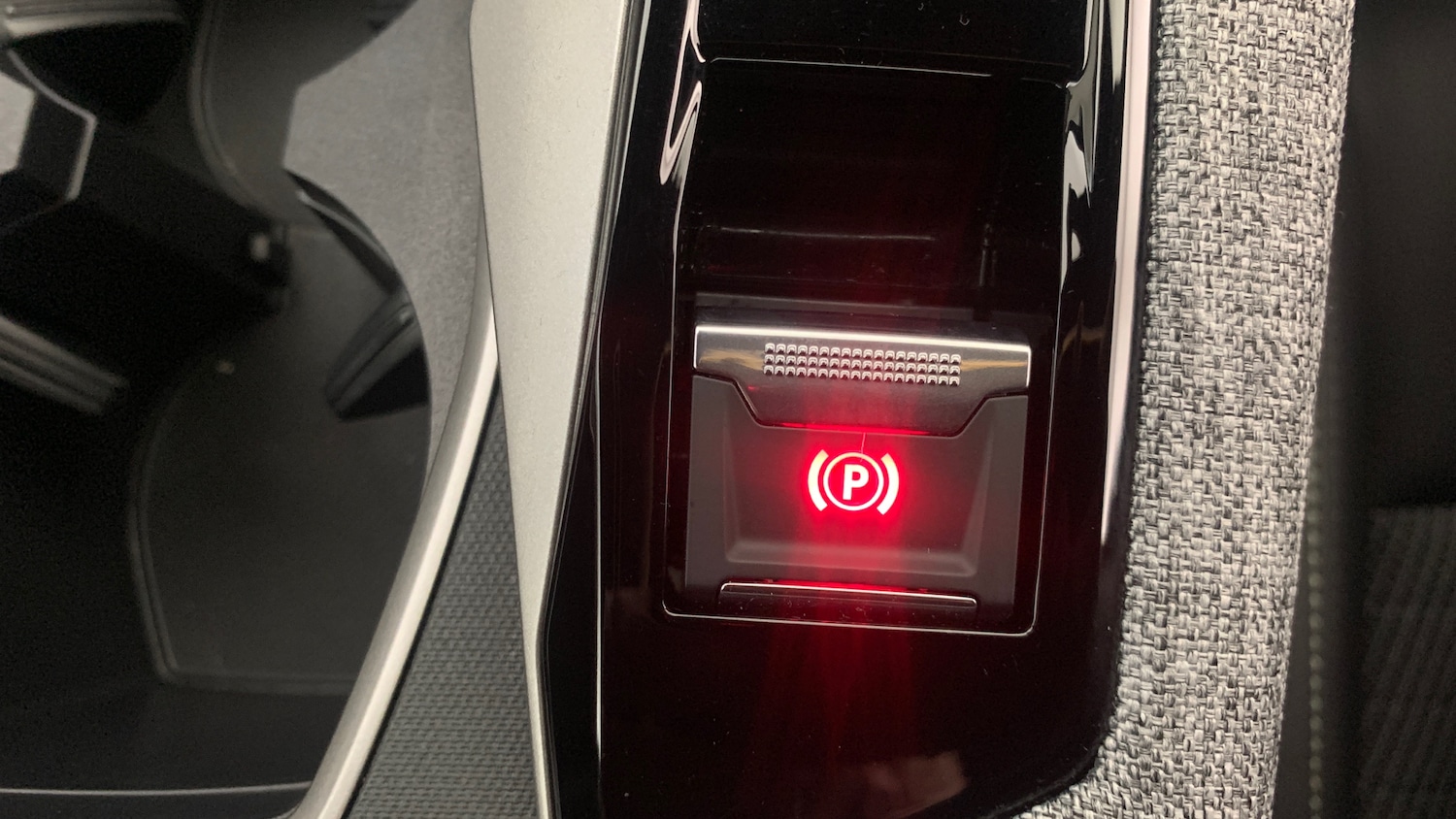 Used Peugeot 3008 2025 for sale - 76359073: Photo 35