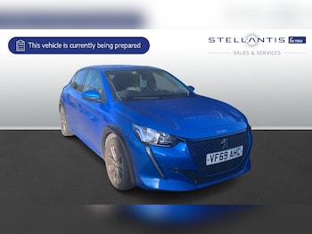 Peugeot - 208