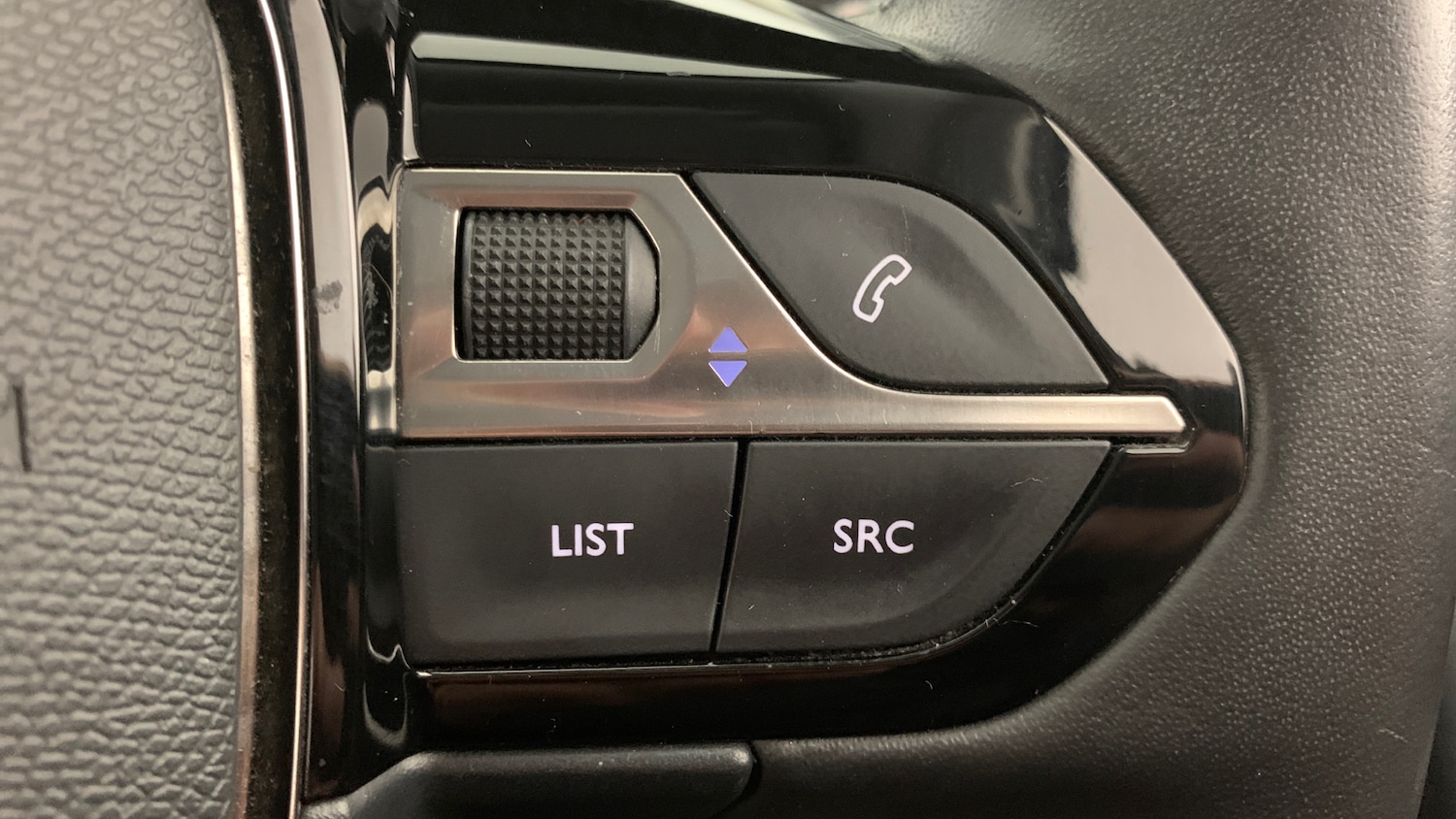 Used Peugeot 2008 2022 for sale - 77551309: Photo 18