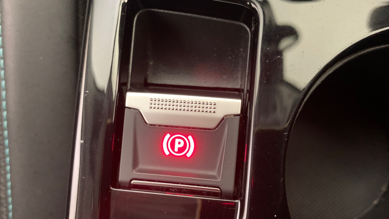 Used Peugeot 2008 2022 for sale - 77551309: Photo 32