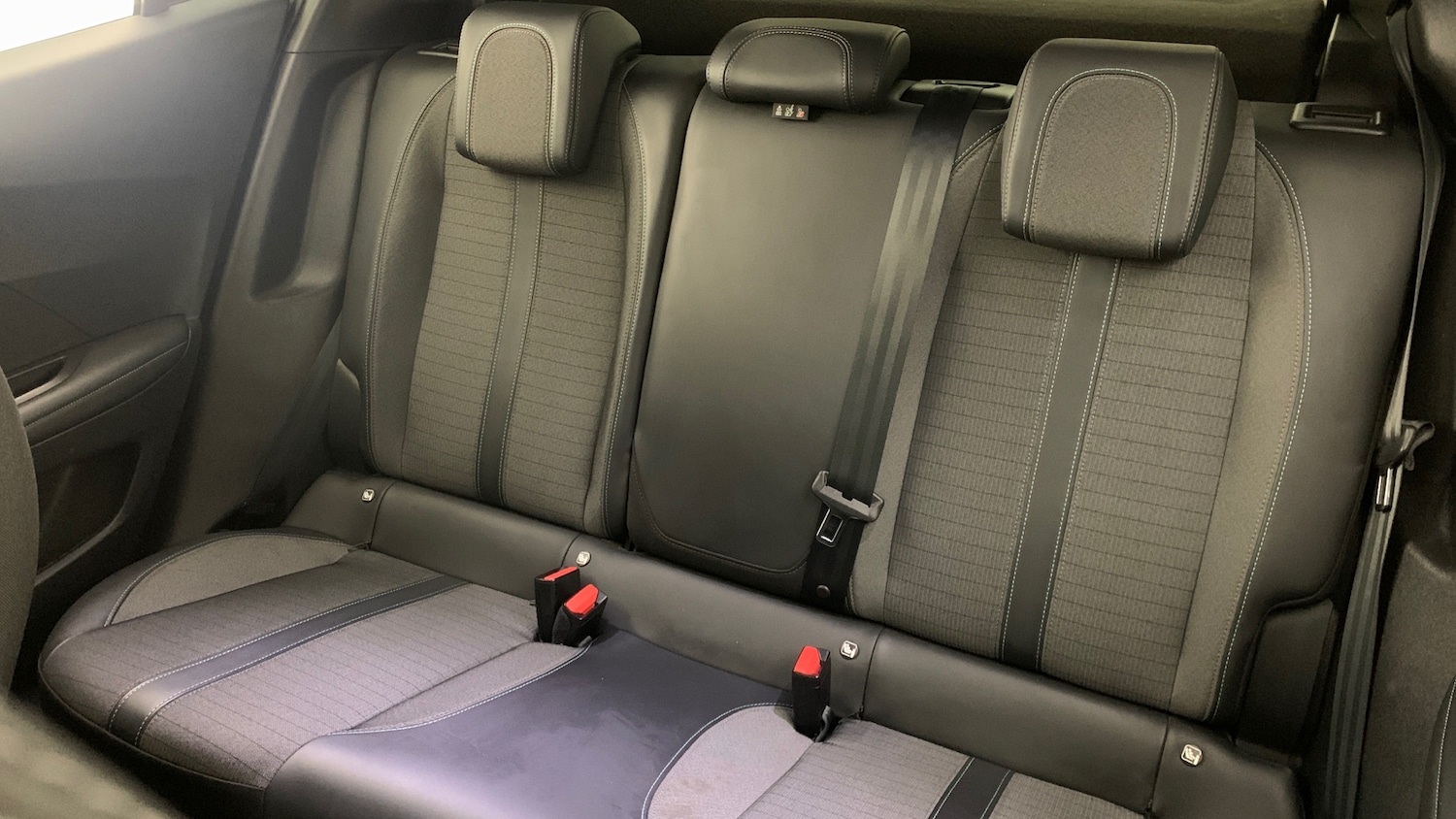 Used Peugeot 2008 2022 for sale - 77551309: Photo 7