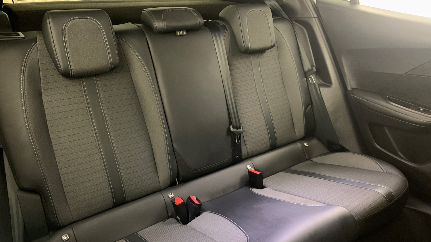 Used Peugeot 2008 2022 for sale - 77551309: Photo 8