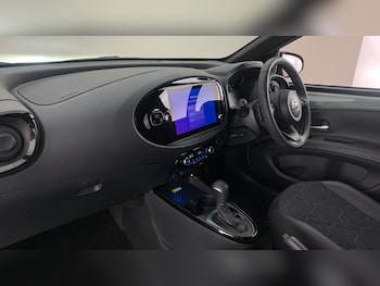 Used Toyota Aygo X 2024 for sale - 76647065: Photo