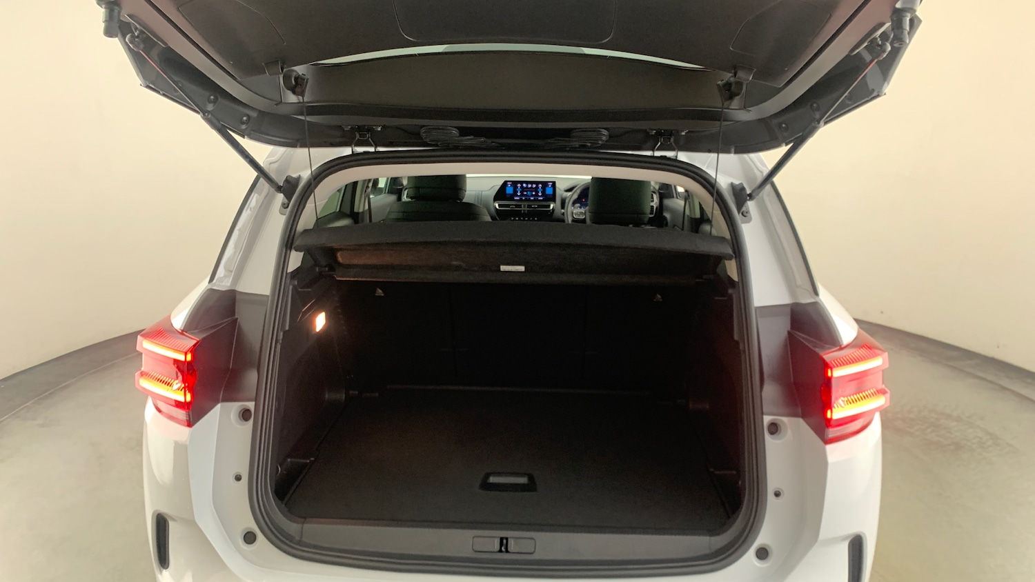 Used Citroen C5 Aircross 2025 for sale - 76953781: Photo 5