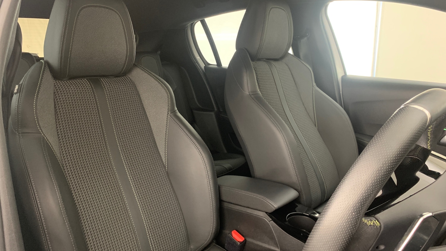 Used Peugeot 208 2022 for sale - 75901321: Photo 40