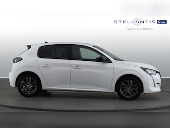 Used Peugeot 208 2022 for sale - 75450810: Photo