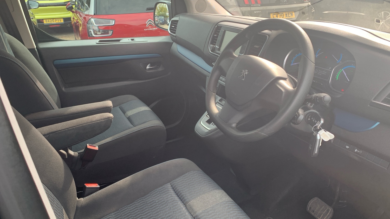 Used Peugeot Traveller 2021 for sale - 77525654: Photo 11