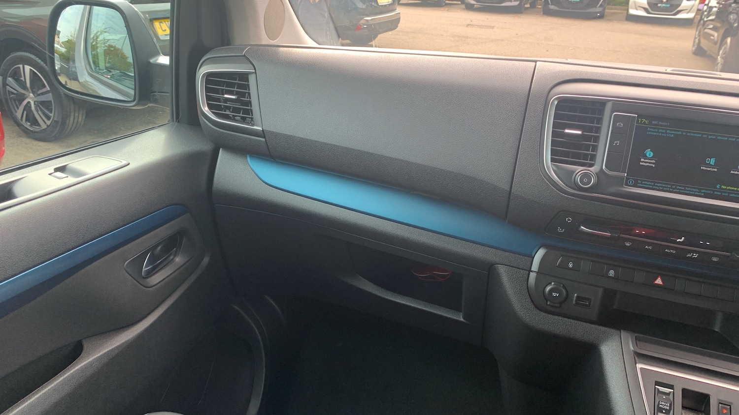 Used Peugeot Traveller 2021 for sale - 77525654: Photo 22