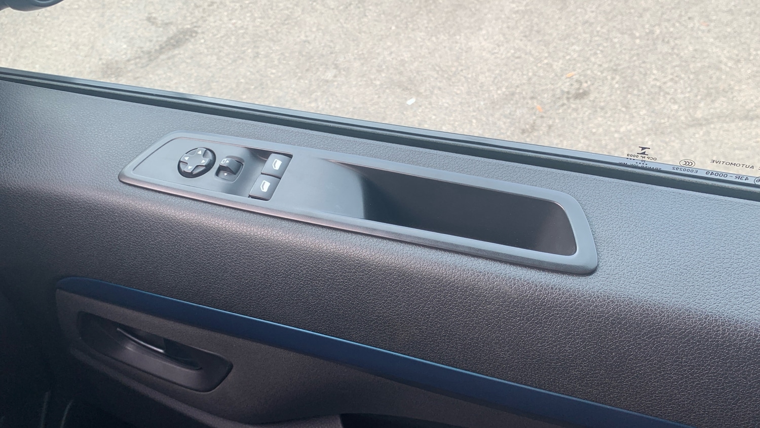 Used Peugeot Traveller 2021 for sale - 77525654: Photo 31