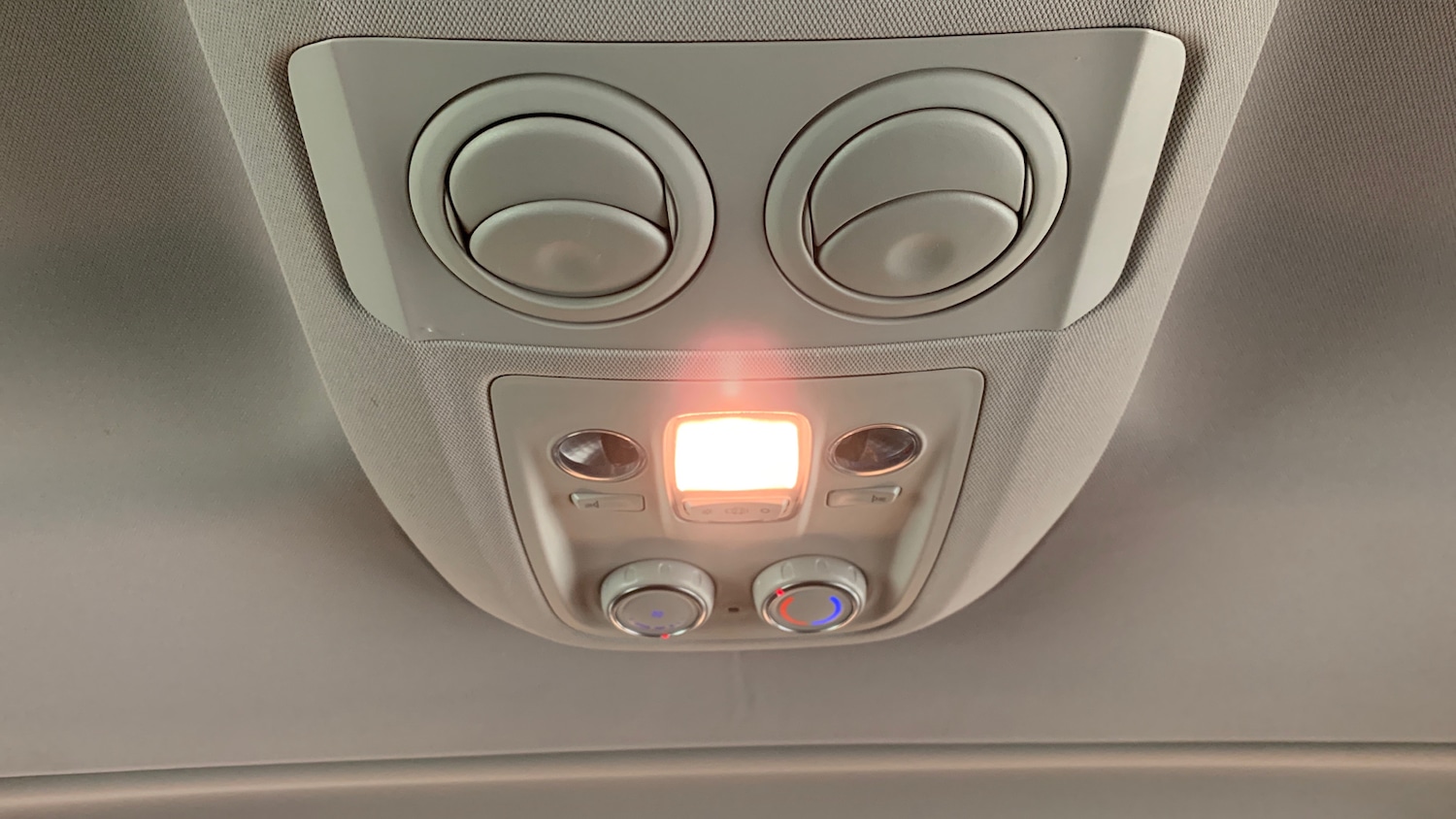 Used Peugeot Traveller 2021 for sale - 77525654: Photo 70