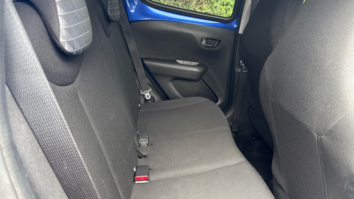 Vehicle 33