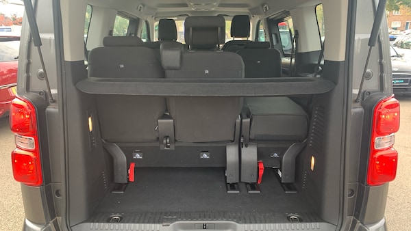 Used Peugeot Traveller 2021 for sale - 76123526: Photo 19