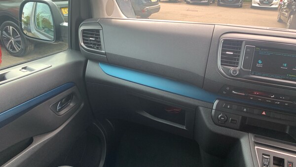 Used Peugeot Traveller 2021 for sale - 76123526: Photo 22