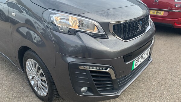 Used Peugeot Traveller 2021 for sale - 76123526: Photo 26