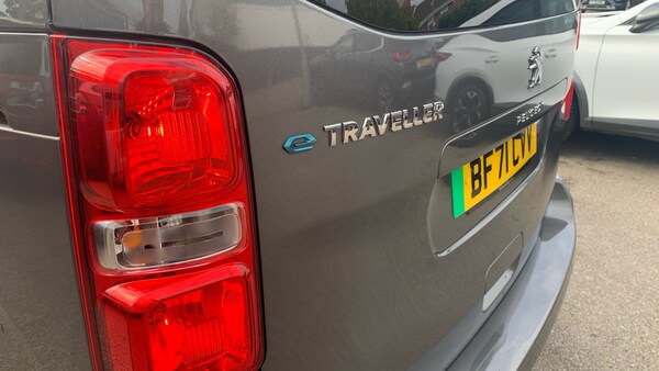 Used Peugeot Traveller 2021 for sale - 76123526: Photo 45