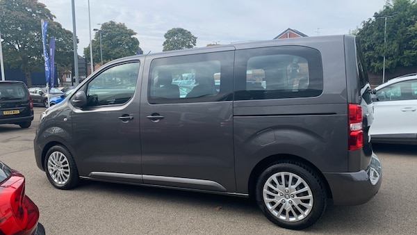 Used Peugeot Traveller 2021 for sale - 76123526: Photo 6