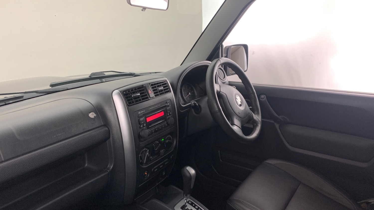 Used Suzuki Jimny 2013 for sale - 77638038: Photo 2