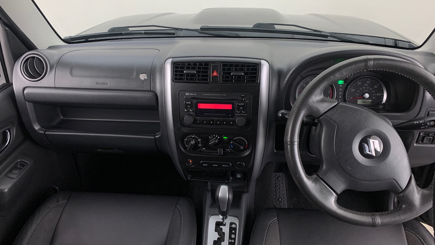 Used Suzuki Jimny 2013 for sale - 77638038: Photo 9