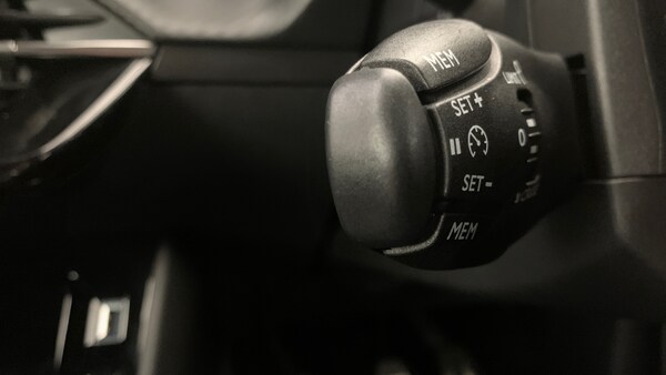Used Peugeot 208 2022 for sale - 76110301: Photo 35