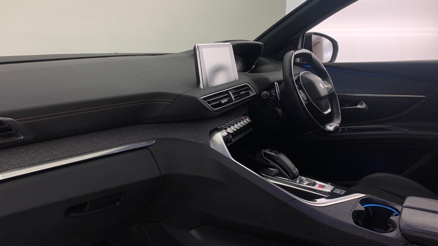 Used Peugeot 5008 2020 for sale - 76260935: Photo 2