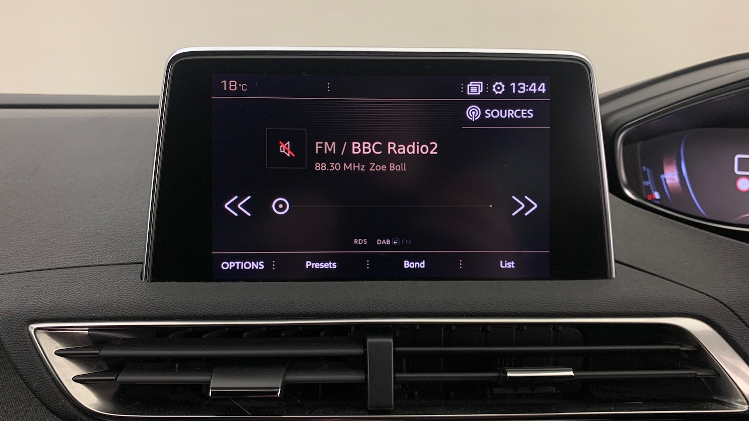 Used Peugeot 5008 2020 for sale - 76260935: Photo 24