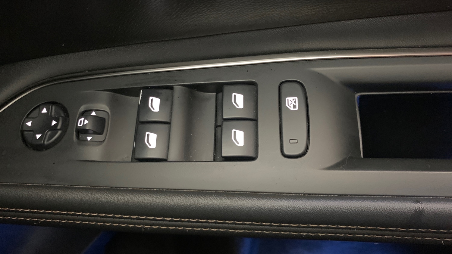 Used Peugeot 5008 2020 for sale - 76260935: Photo 38