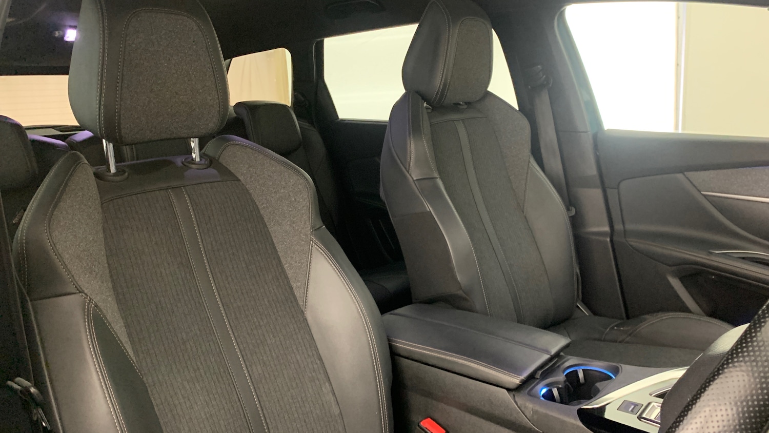 Used Peugeot 5008 2020 for sale - 76260935: Photo 41