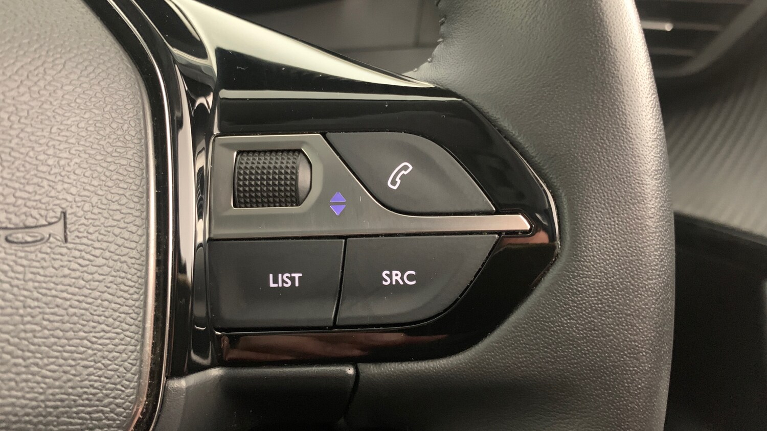 Used Peugeot 2008 2022 for sale - 77092112: Photo 18