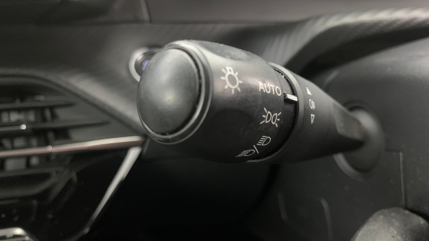 Used Peugeot 2008 2022 for sale - 77092112: Photo 39