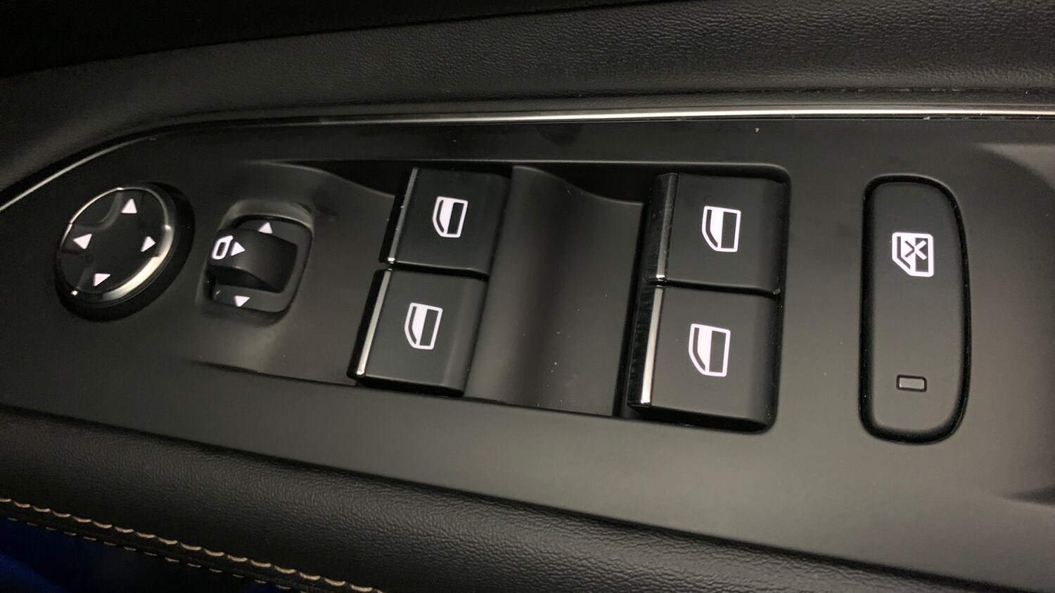 Used Peugeot 3008 2021 for sale - 77163955: Photo 42