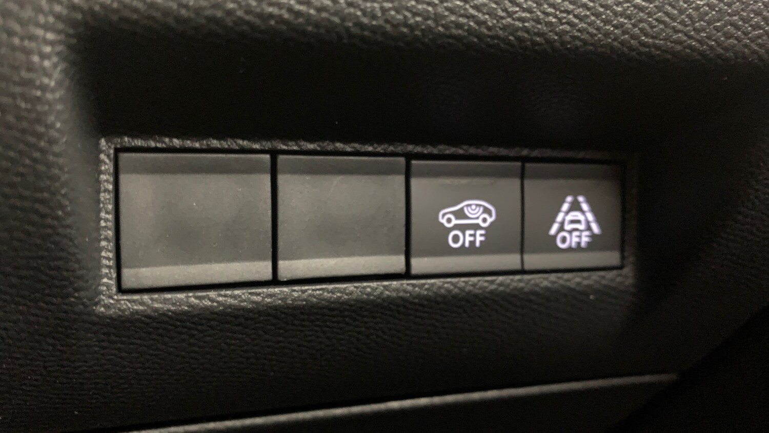 Used Peugeot 208 2022 for sale - 76327663: Photo 20