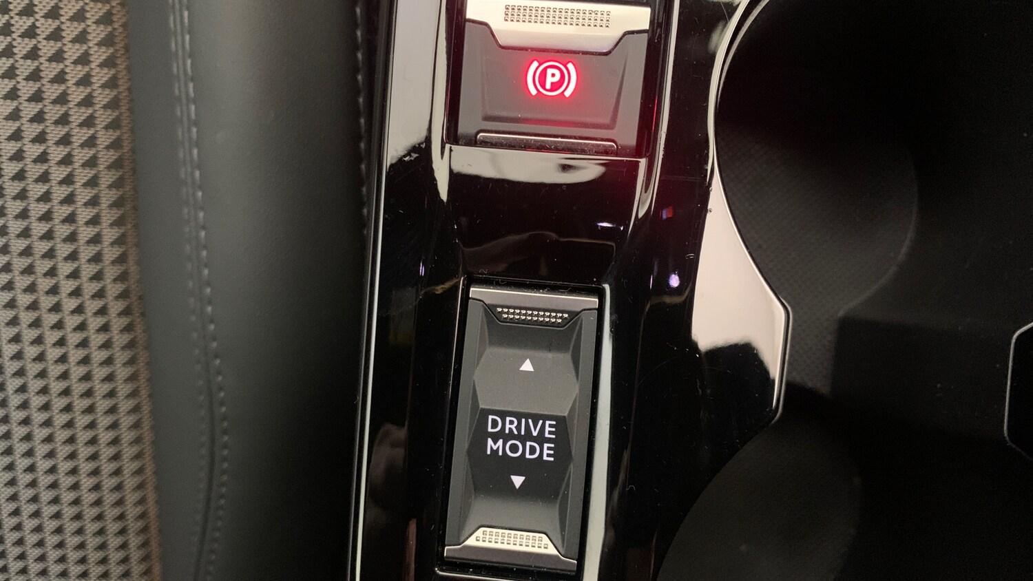 Used Peugeot 208 2022 for sale - 76327663: Photo 33