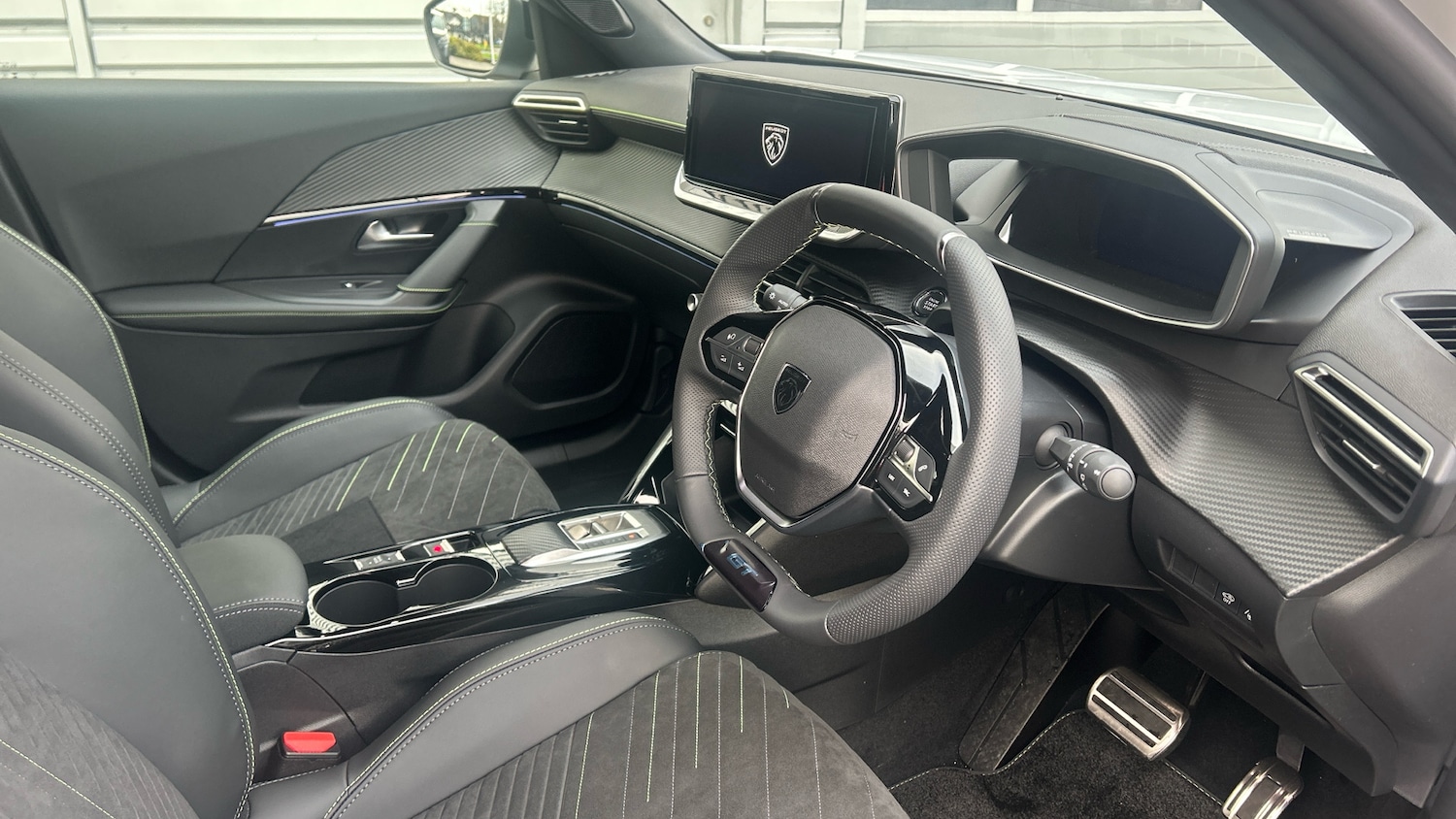 Used Peugeot 2008 2025 for sale - 76977331: Photo 11