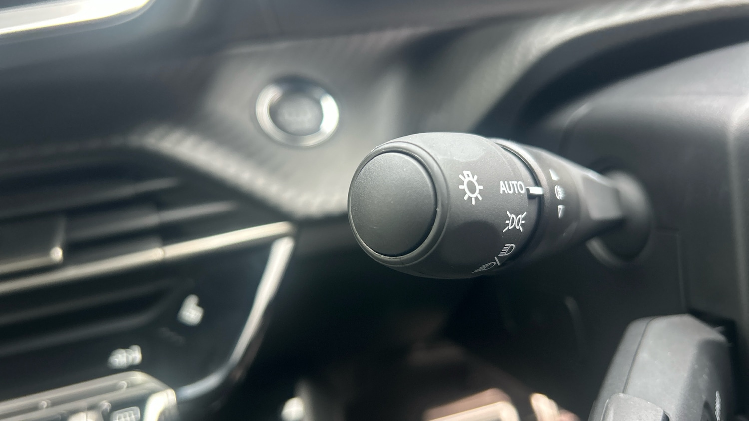 Used Peugeot 2008 2025 for sale - 76977331: Photo 27