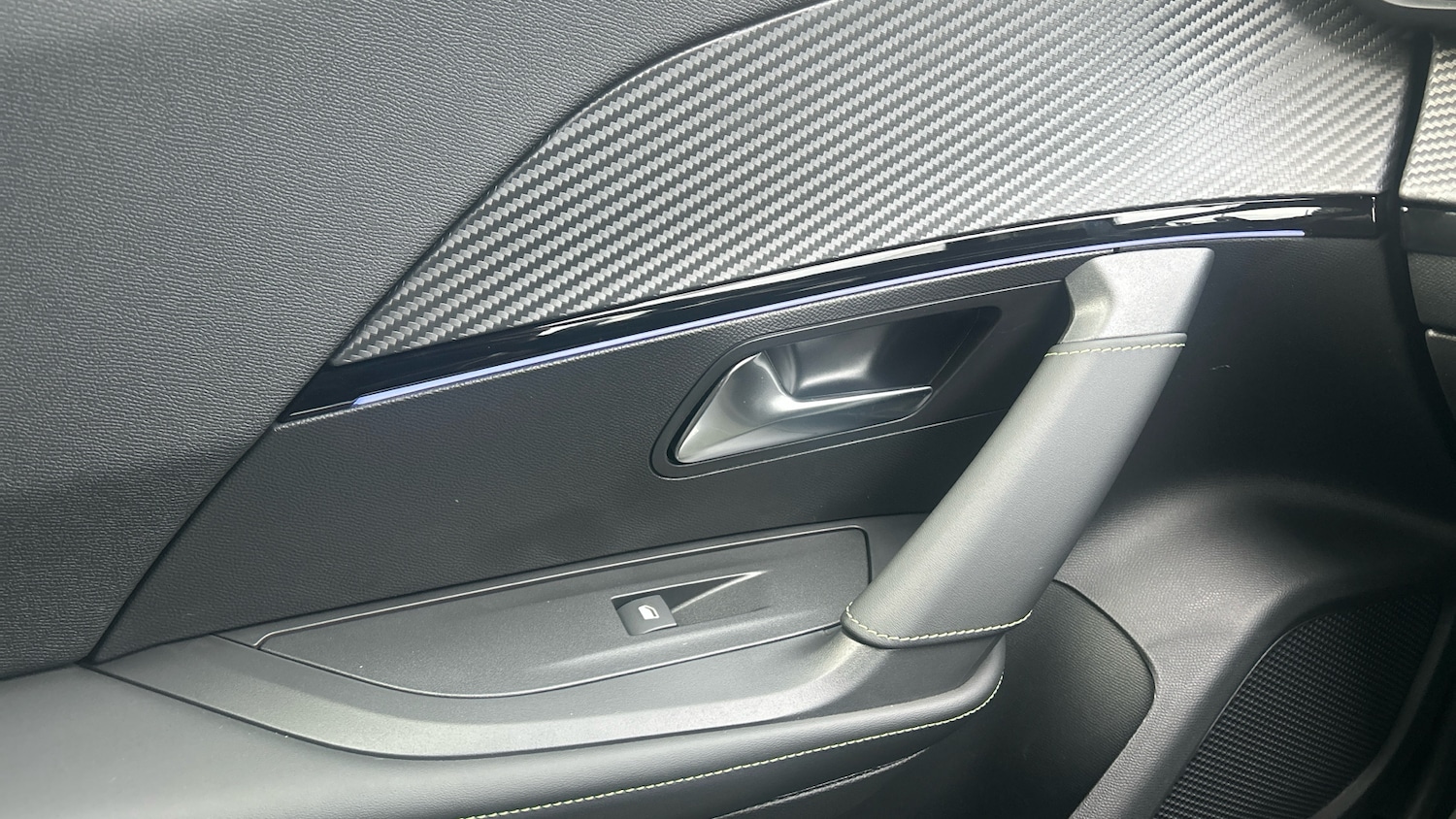 Used Peugeot 2008 2025 for sale - 76977331: Photo 39