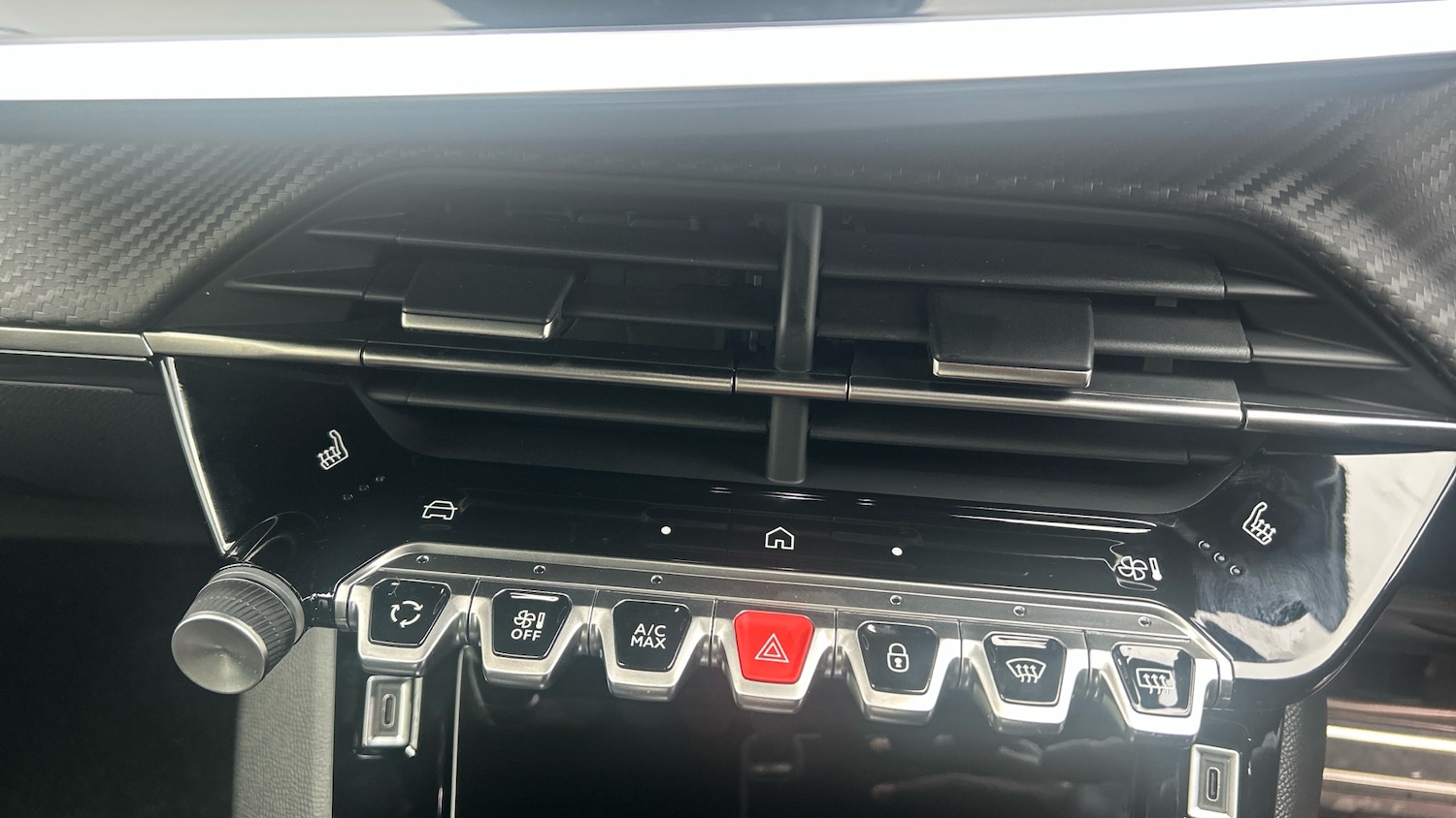 Used Peugeot 2008 2025 for sale - 76977331: Photo 48