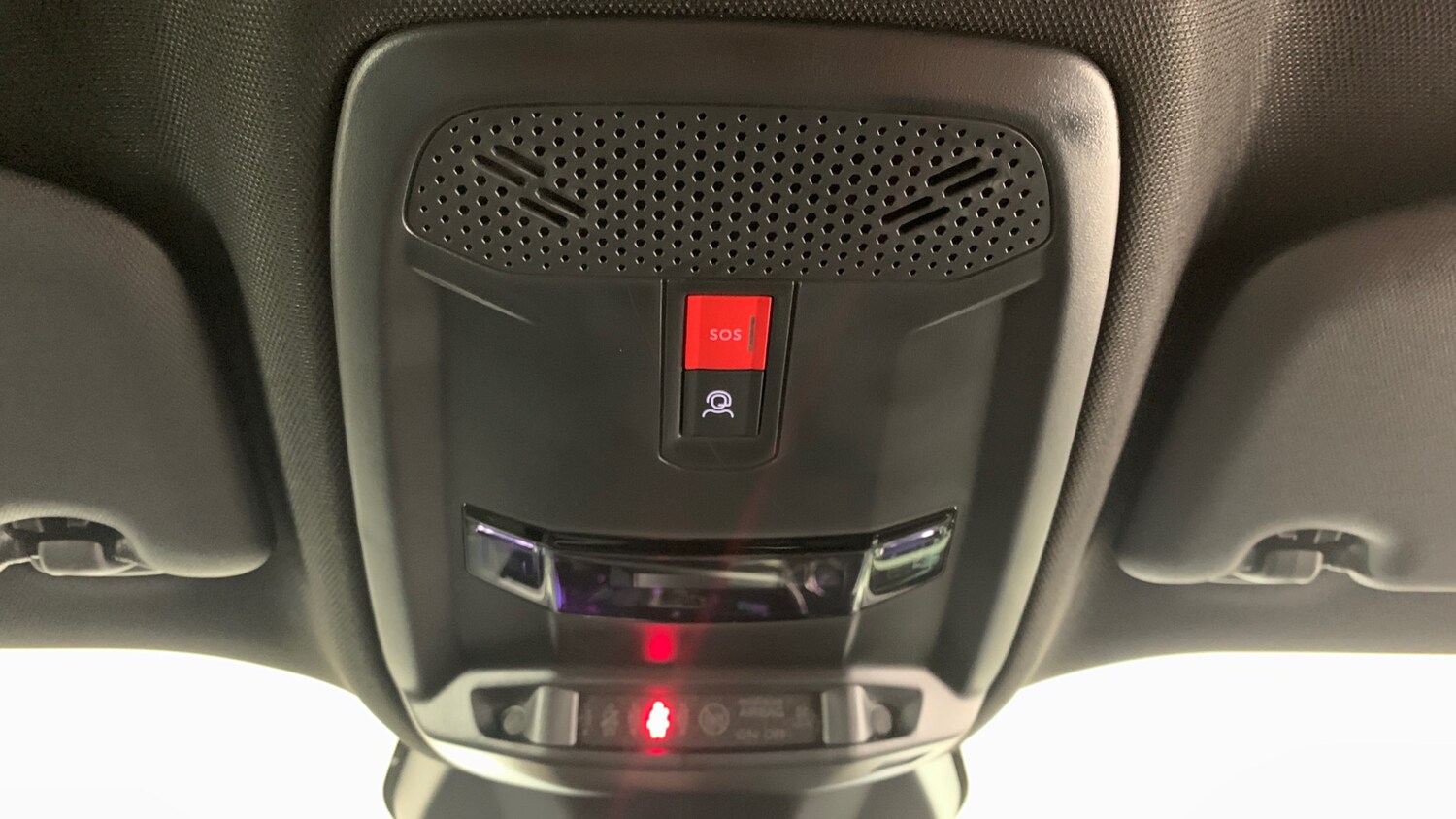 Used Peugeot 2008 2025 for sale - 77280482: Photo 37