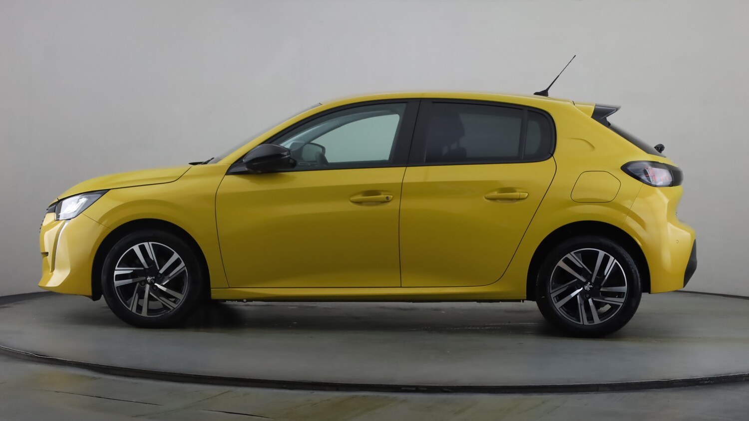 Used Peugeot 208 2023 for sale - 76372188: Photo 14