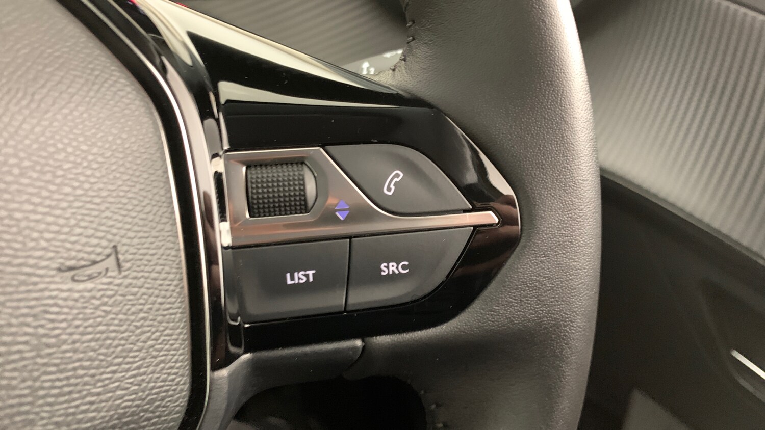 Used Peugeot 208 2023 for sale - 76372188: Photo 18