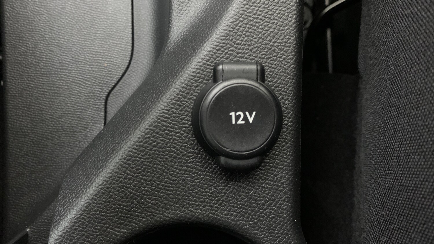 Used Peugeot 208 2023 for sale - 76372188: Photo 25