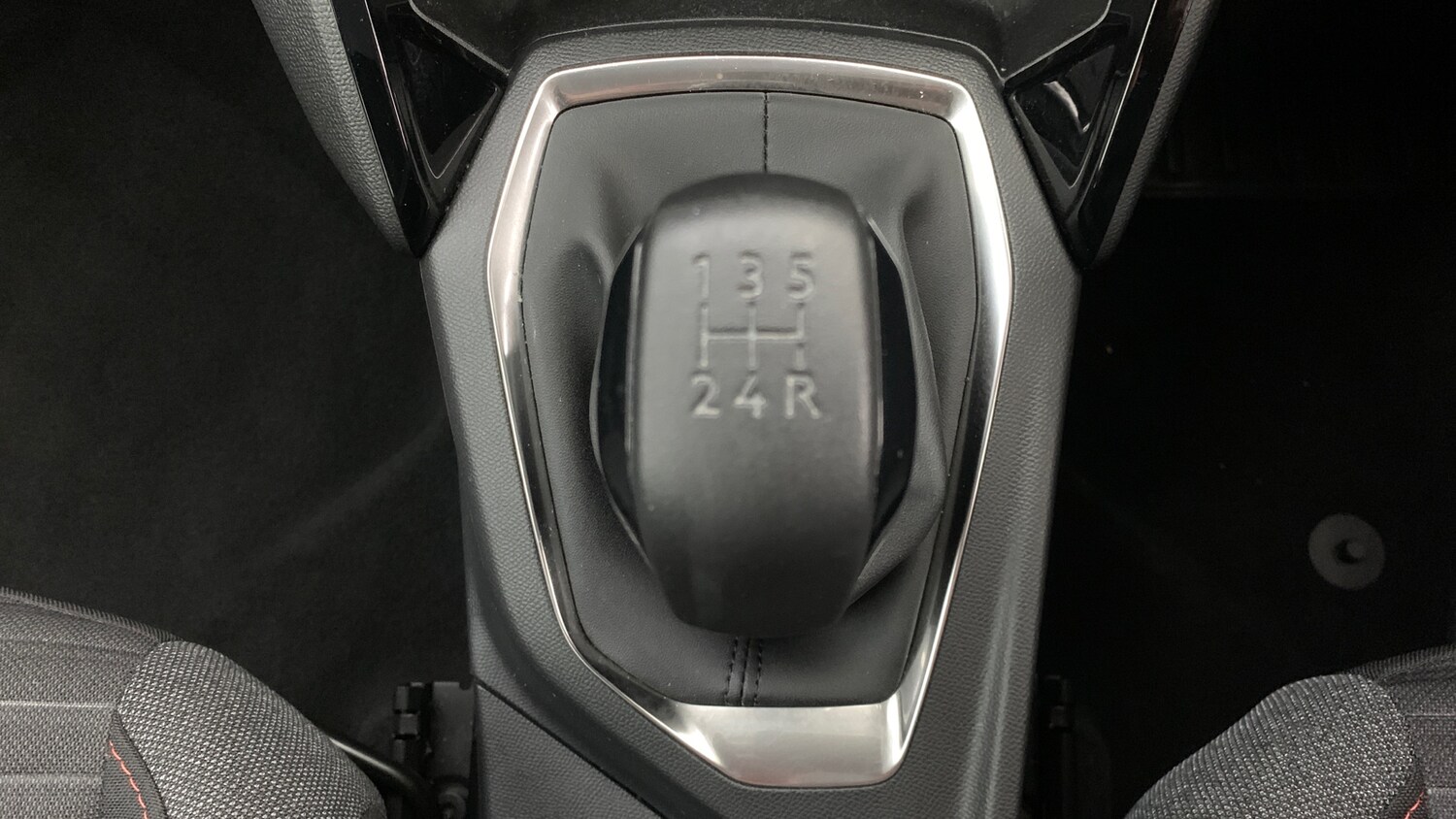 Used Peugeot 208 2023 for sale - 76372188: Photo 32