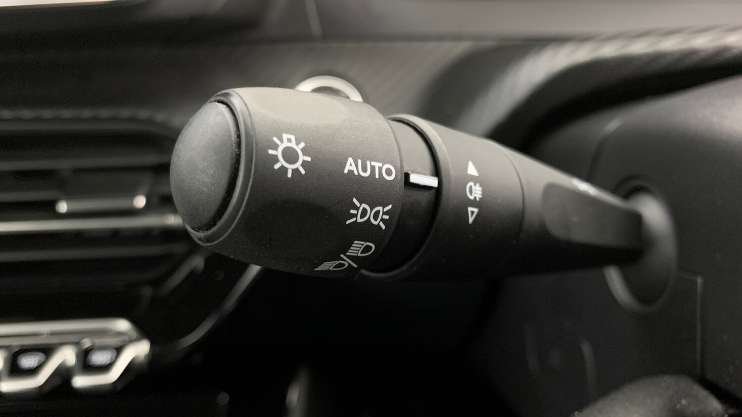 Used Peugeot 208 2023 for sale - 76372188: Photo 35