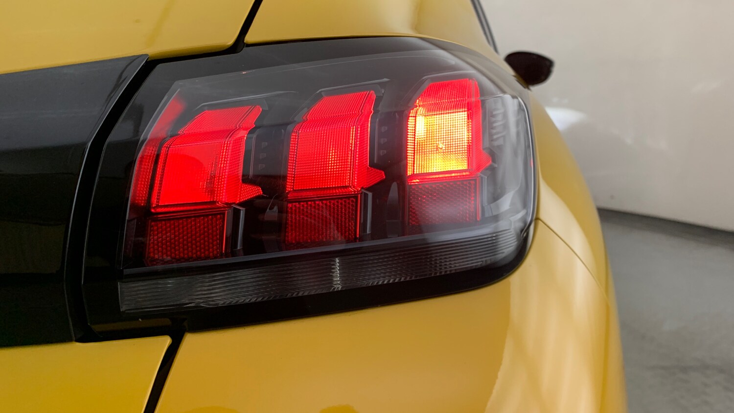 Used Peugeot 208 2023 for sale - 76372188: Photo 40